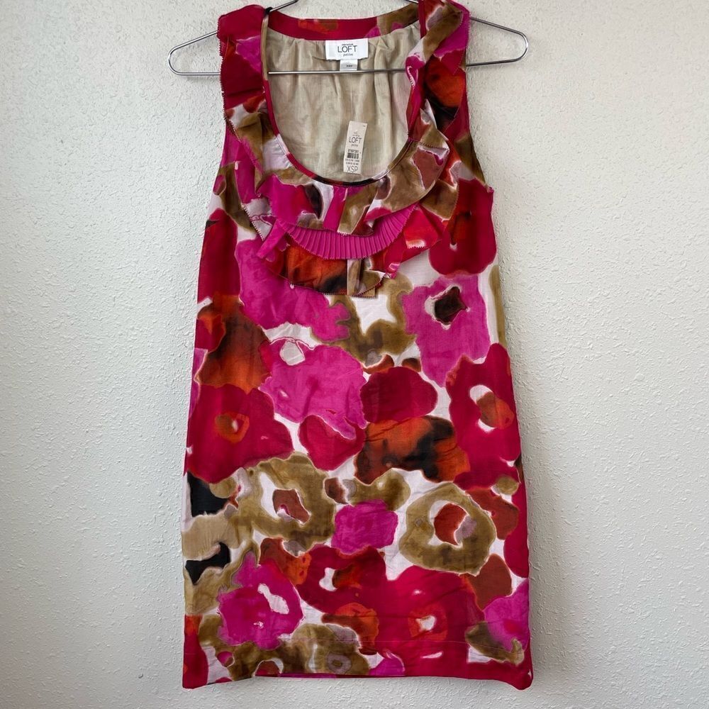 NWT Ann Taylor Loft Petites Floral Sleeveless Blouse Top Size XS Petite